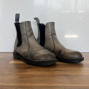 Dr Marten Chelsea boot